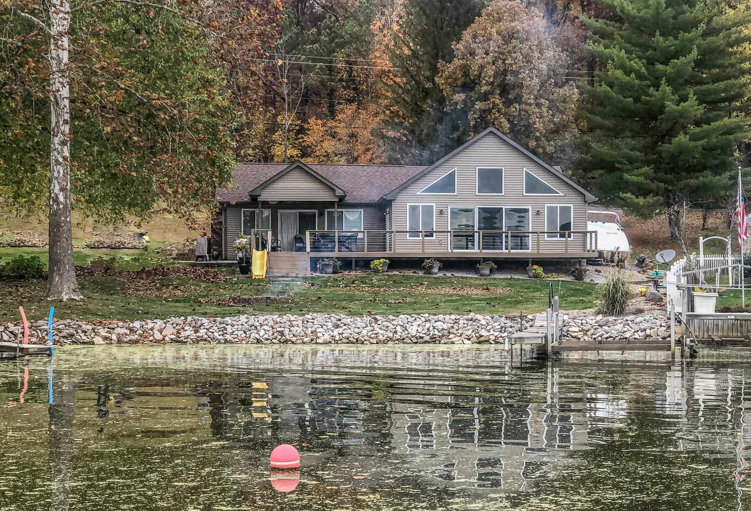 lake house for sale on lake lemon
